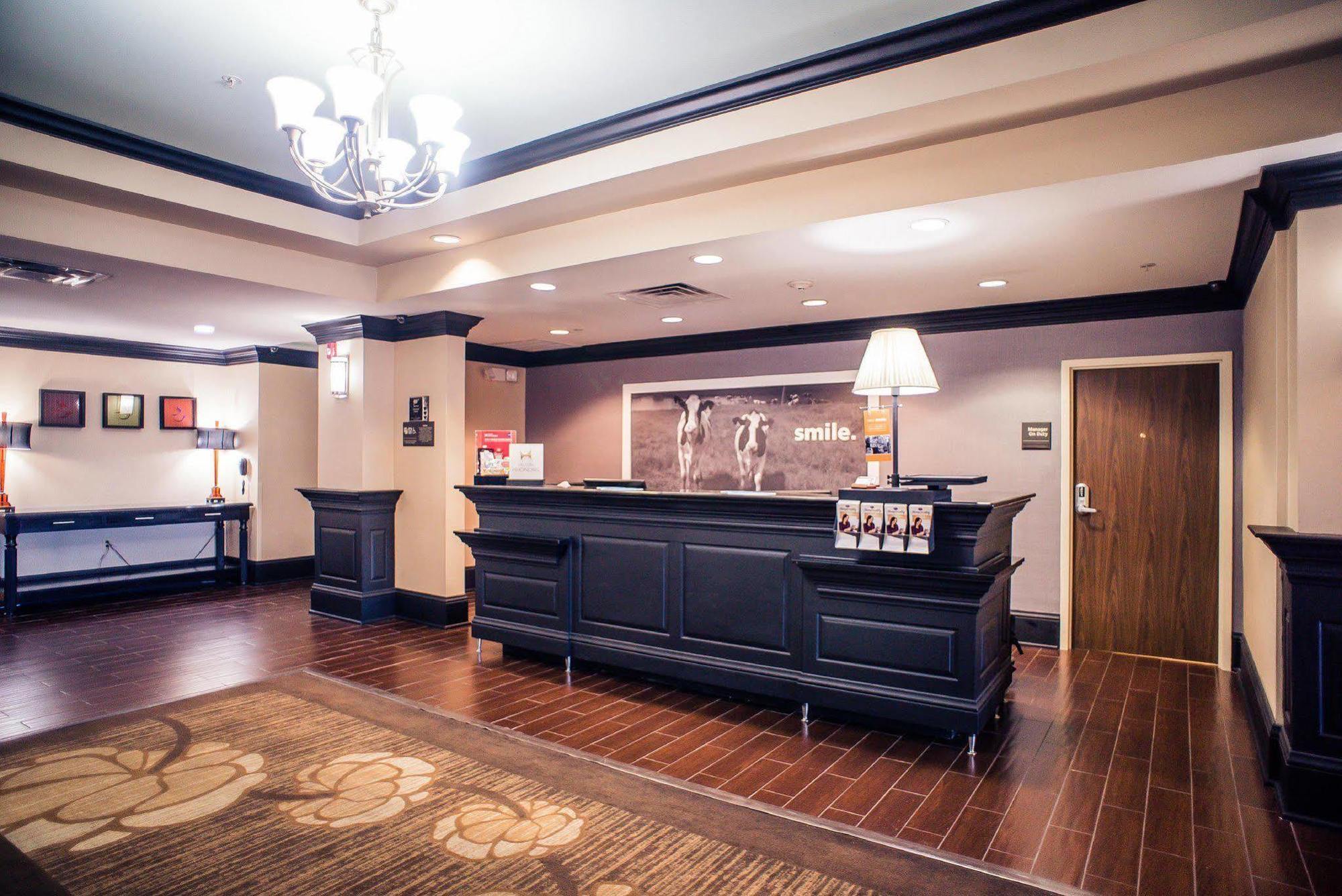 Hampton Inn - Monticello Buitenkant foto